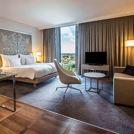 Hotell Clarion Copenhagen Airport 4*