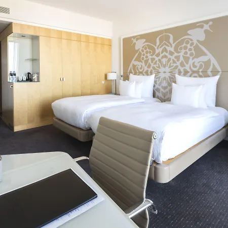 Clarion Copenhagen Airport Hotel